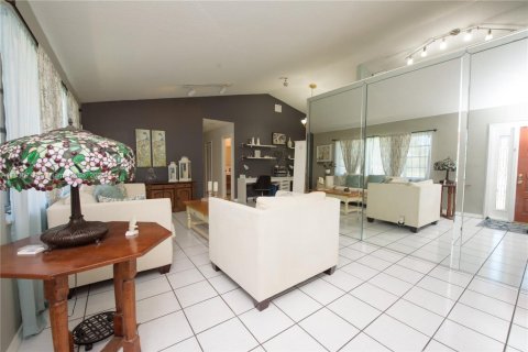 Купить виллу или дом в Хомстед, Флорида 7 комнат, 167.41м2, № 2036981 - фото 4
