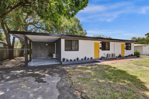 Immobilier commercial à vendre à Fort Lauderdale, Floride: 166.76 m2 № 1967298 - photo 3