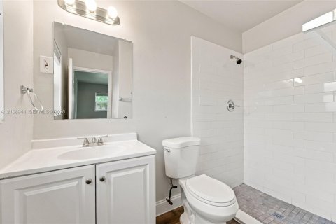 Villa ou maison à vendre à Miami Gardens, Floride: 3 chambres, 104.61 m2 № 2429751 - photo 15