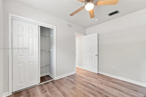 Villa ou maison à vendre à Miami Gardens, Floride: 3 chambres, 104.61 m2 № 2429751 - photo 26