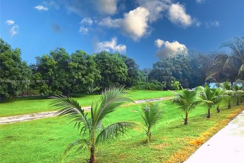 Купить виллу или дом в Хомстед, Флорида 3 спальни, 156.17м2, № 1983180 - фото 6