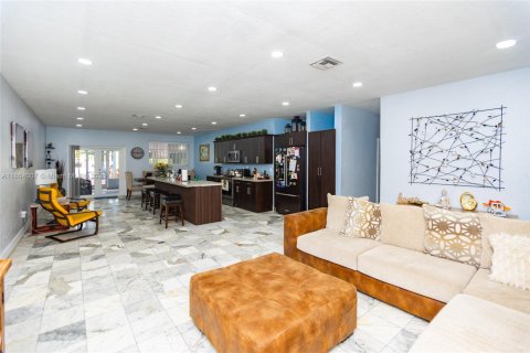 Купить виллу или дом в Хомстед, Флорида 3 спальни, 156.17м2, № 1983180 - фото 27