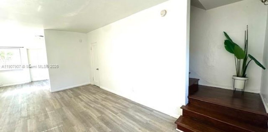 Apartamento en Miami Beach, Florida 2 dormitorios, 467.48 m2 № 1967711