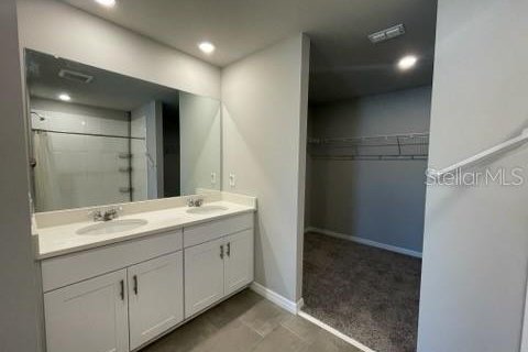 Villa ou maison à louer à Zephyrhills, Floride: 3 chambres, 182.46 m2 № 2156450 - photo 19