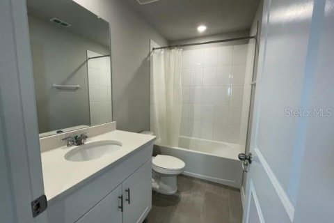 Villa ou maison à louer à Zephyrhills, Floride: 3 chambres, 182.46 m2 № 2156450 - photo 27