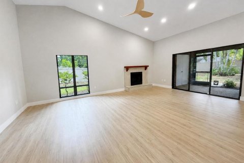 Copropriété à vendre à Sarasota, Floride: 2 chambres, 113.43 m2 № 2345036 - photo 2