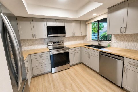 Copropriété à vendre à Sarasota, Floride: 2 chambres, 113.43 m2 № 2345036 - photo 5