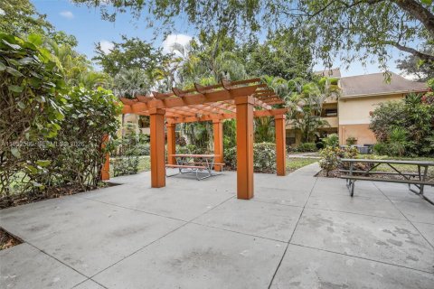 Купить кондоминиум в Санрайз, Флорида 1 спальня, 70.05м2, № 2008483 - фото 26