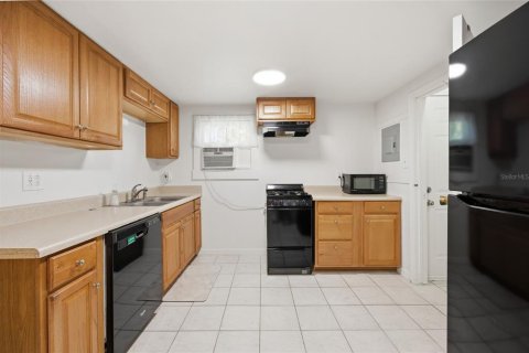 House in Gainesville, Florida 1 bedroom, 39.3 sq.m. № 2234446 - photo 11