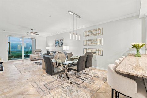 Copropriété à vendre à Punta Gorda, Floride: 2 chambres, 153.75 m2 № 2362665 - photo 11