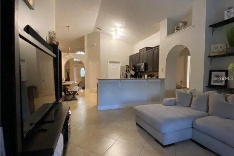 House in Kissimmee, Florida 3 bedrooms, 152.55 sq.m. № 2202340 - photo 7