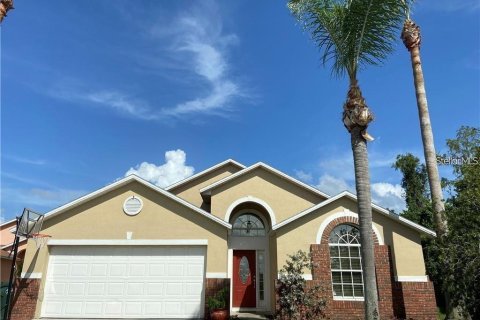 House in Kissimmee, Florida 3 bedrooms, 152.55 sq.m. № 2202340