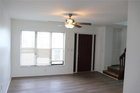 Condominio en alquiler en Port Charlotte, Florida, 2 dormitorios, 103.68 m2 № 1898514 - foto 10