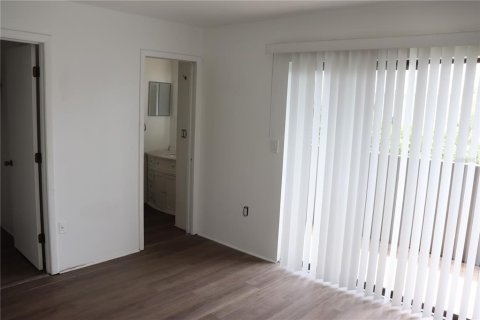 Condominio en alquiler en Port Charlotte, Florida, 2 dormitorios, 103.68 m2 № 1898514 - foto 25