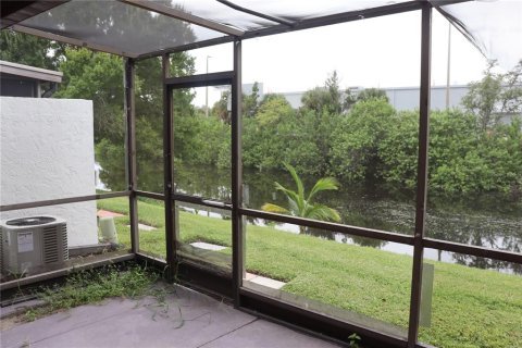 Condominio en alquiler en Port Charlotte, Florida, 2 dormitorios, 103.68 m2 № 1898514 - foto 27