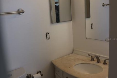 Condominio en alquiler en Port Charlotte, Florida, 2 dormitorios, 103.68 m2 № 1898514 - foto 7