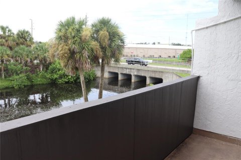 Condominio en alquiler en Port Charlotte, Florida, 2 dormitorios, 103.68 m2 № 1898514 - foto 28