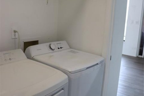 Condominio en alquiler en Port Charlotte, Florida, 2 dormitorios, 103.68 m2 № 1898514 - foto 15