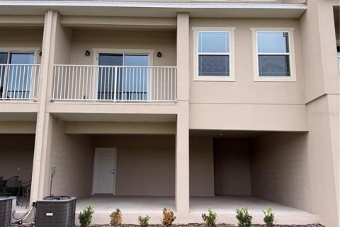 Touwnhouse à louer à Clermont, Floride: 3 chambres, 144.93 m2 № 2408496 - photo 5