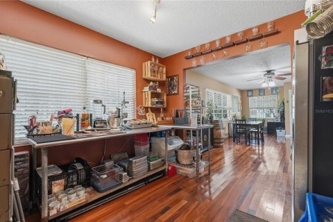 House in Tampa, Florida 2 bedrooms, 119.66 sq.m. № 2196285 - photo 23
