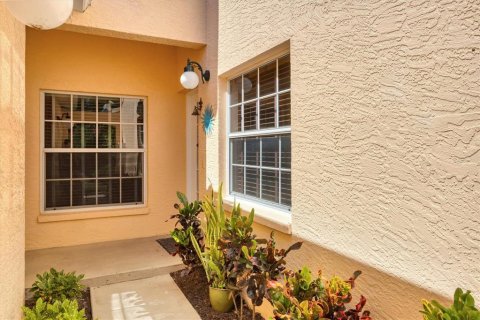 Condo in Venice, Florida, 2 bedrooms  № 1909855 - photo 3