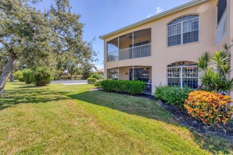 Condo in Venice, Florida, 2 bedrooms  № 1909855 - photo 27