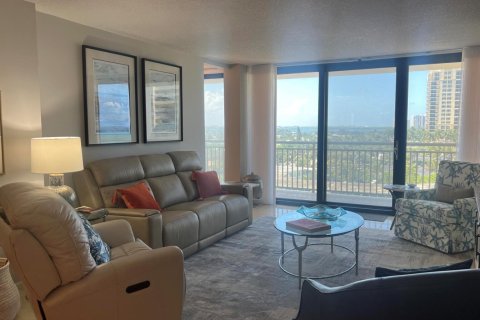 Condominio en venta en Riviera Beach, Florida, 2 dormitorios, 147.25 m2 № 2179151 - foto 5