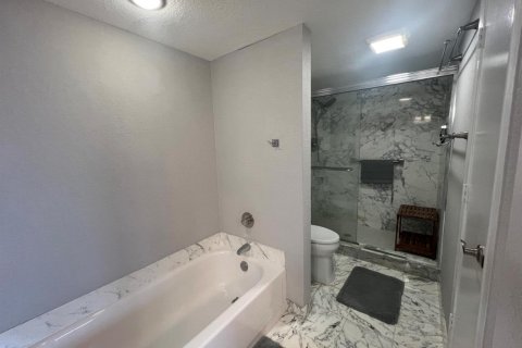 Condominio en venta en Riviera Beach, Florida, 2 dormitorios, 147.25 m2 № 2179151 - foto 20