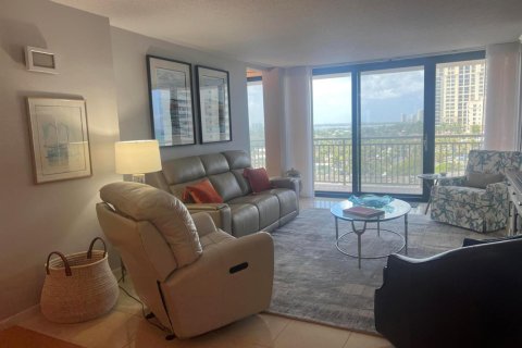 Condominio en venta en Riviera Beach, Florida, 2 dormitorios, 147.25 m2 № 2179151 - foto 8