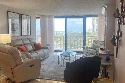 Condominio en venta en Riviera Beach, Florida, 2 dormitorios, 147.25 m2 № 2179151 - foto 6
