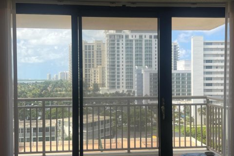 Condominio en venta en Riviera Beach, Florida, 2 dormitorios, 147.25 m2 № 2179151 - foto 26