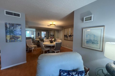 Condominio en venta en Riviera Beach, Florida, 2 dormitorios, 147.25 m2 № 2179151 - foto 11