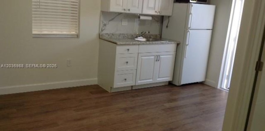 Immobilier commercial à Miami, Floride № 2154067