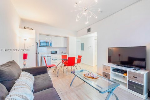 Condo à Miami Beach, Floride, 1 chambre  № 1999222