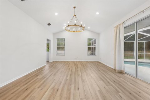 House in Tampa, Florida 4 bedrooms, 236.06 sq.m. № 1767024 - photo 16