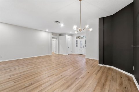 House in Tampa, Florida 4 bedrooms, 236.06 sq.m. № 1767024 - photo 12
