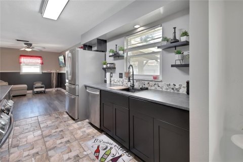 Купить виллу или дом в Делтона, Флорида 8 комнат, 150.87м2, № 1750739 - фото 10