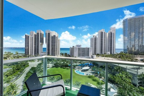 Condo à Sunny Isles Beach, Floride, 1 chambre  № 2153307