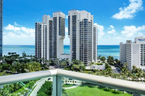 Copropriété à louer à Sunny Isles Beach, Floride: 1 chambre, 93.37 m2 № 2153307 - photo 8