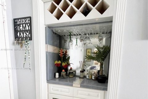 Снять в аренду кондоминиум в Халландейл-Бич, Флорида 2 спальни, 101.64м2, № 1989602 - фото 11