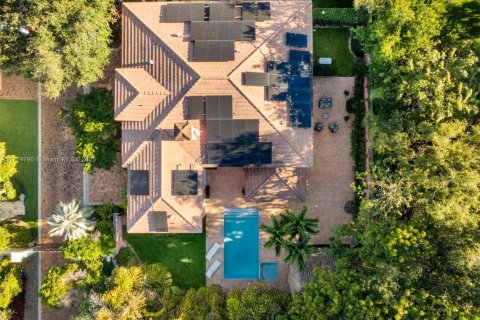 Casa en venta en Miami, Florida, 5 dormitorios, 451.88 m2 № 1476727 - foto 30