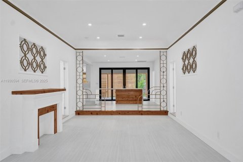 Снять в аренду виллу или дом в Майами-Бич, Флорида 4 спальни, 215.25м2, № 1989299 - фото 5