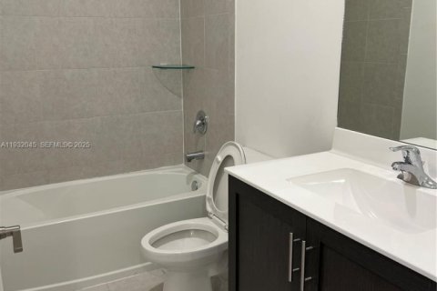 Adosado en alquiler en Homestead, Florida, 3 dormitorios, 133.97 m2 № 1992347 - foto 17