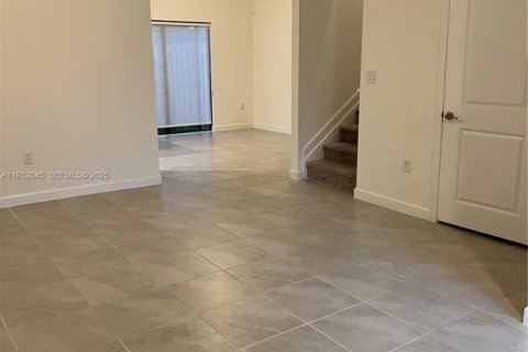 Adosado en alquiler en Homestead, Florida, 3 dormitorios, 133.97 m2 № 1992347 - foto 14