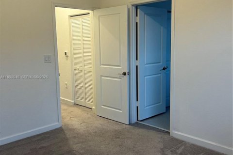 Adosado en alquiler en Homestead, Florida, 3 dormitorios, 133.97 m2 № 1992347 - foto 19