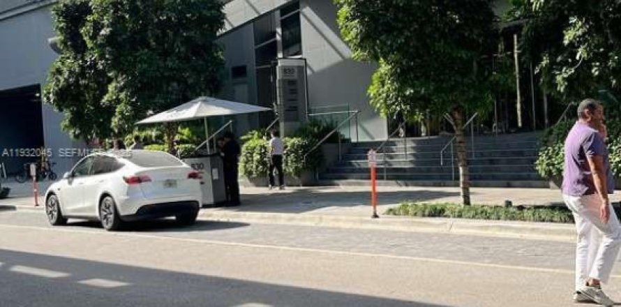 Adosado en Homestead, Florida 3 dormitorios, 133.97 m2 № 1992347