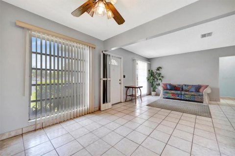 Condo in Bradenton, Florida, 2 bedrooms  № 1837745 - photo 4