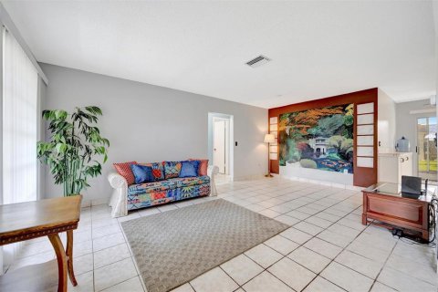 Condo in Bradenton, Florida, 2 bedrooms  № 1837745 - photo 7