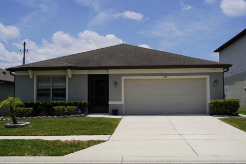 Casa en Davenport, Florida 4 dormitorios, 171.87 m2 № 2131087