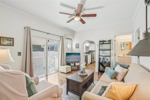 Villa ou maison à louer à Saint Petersburg, Floride: 1 chambre, 62.24 m2 № 1916525 - photo 10